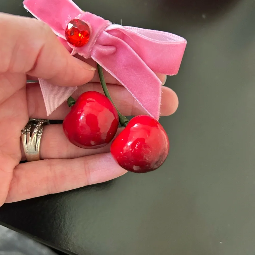 It Girl Pink Cherry Hair Clips with Velvet Ribbon Bow Set of 2 Barrettes New - Picture 6 of 11